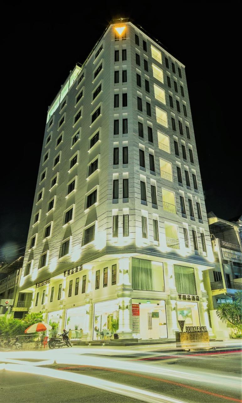 V Boutique Hotel Phnom Pen Exterior foto